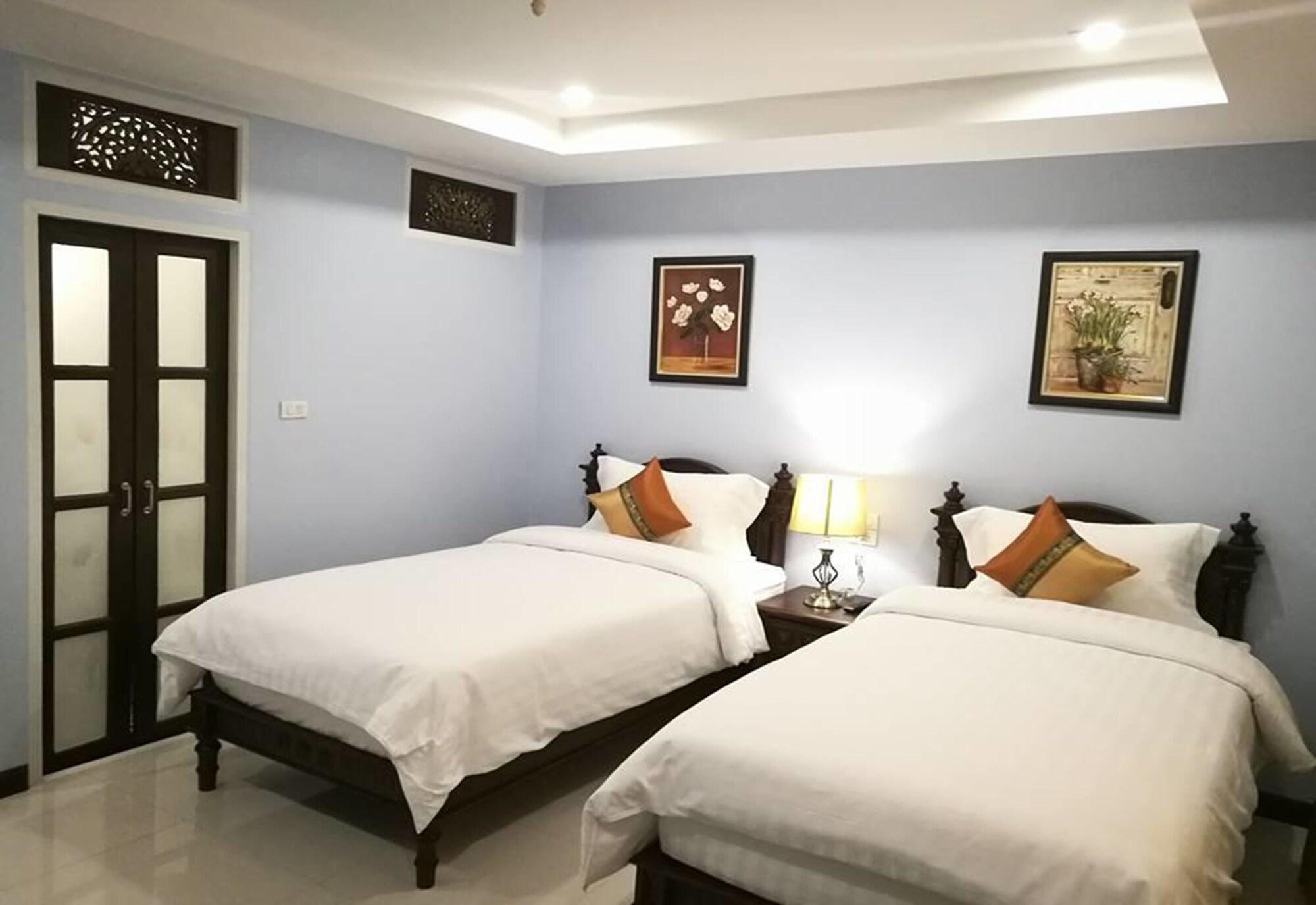 The Velvet Orchid Hotel Чиангмай Екстериор снимка