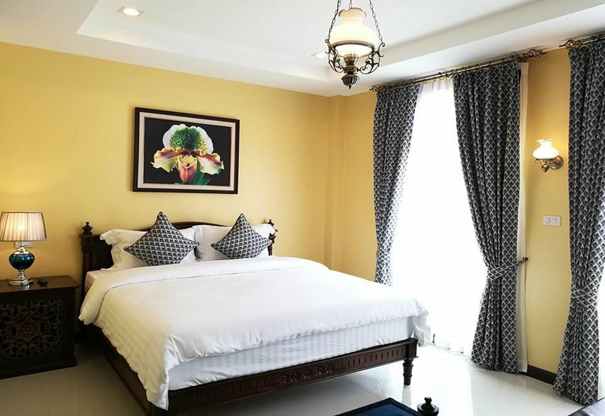 The Velvet Orchid Hotel Чиангмай Екстериор снимка