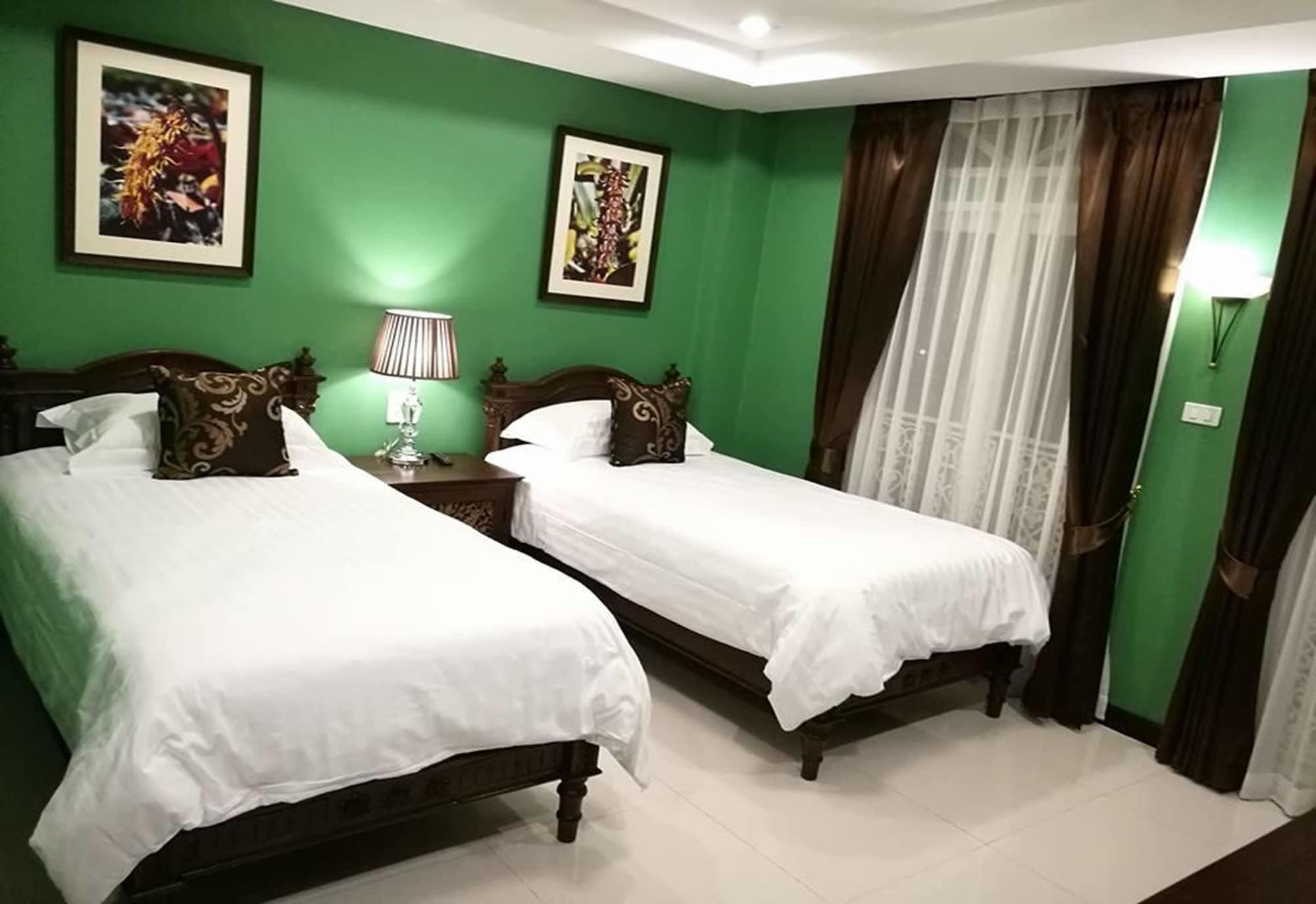 The Velvet Orchid Hotel Чиангмай Екстериор снимка