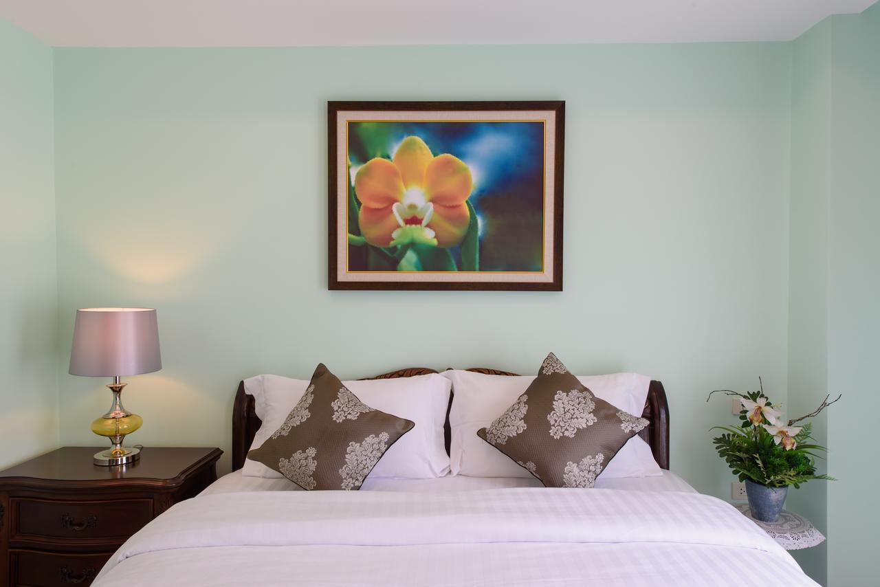 The Velvet Orchid Hotel Чиангмай Екстериор снимка
